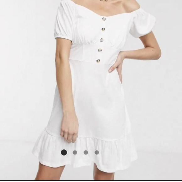 ASOS Dresses & Skirts - Asos Cupped off the shoulder White Short Sleeve Dress Size 8